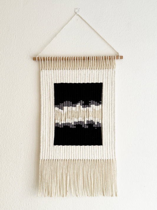 Wall-Hanging Tapestry - Black Waves