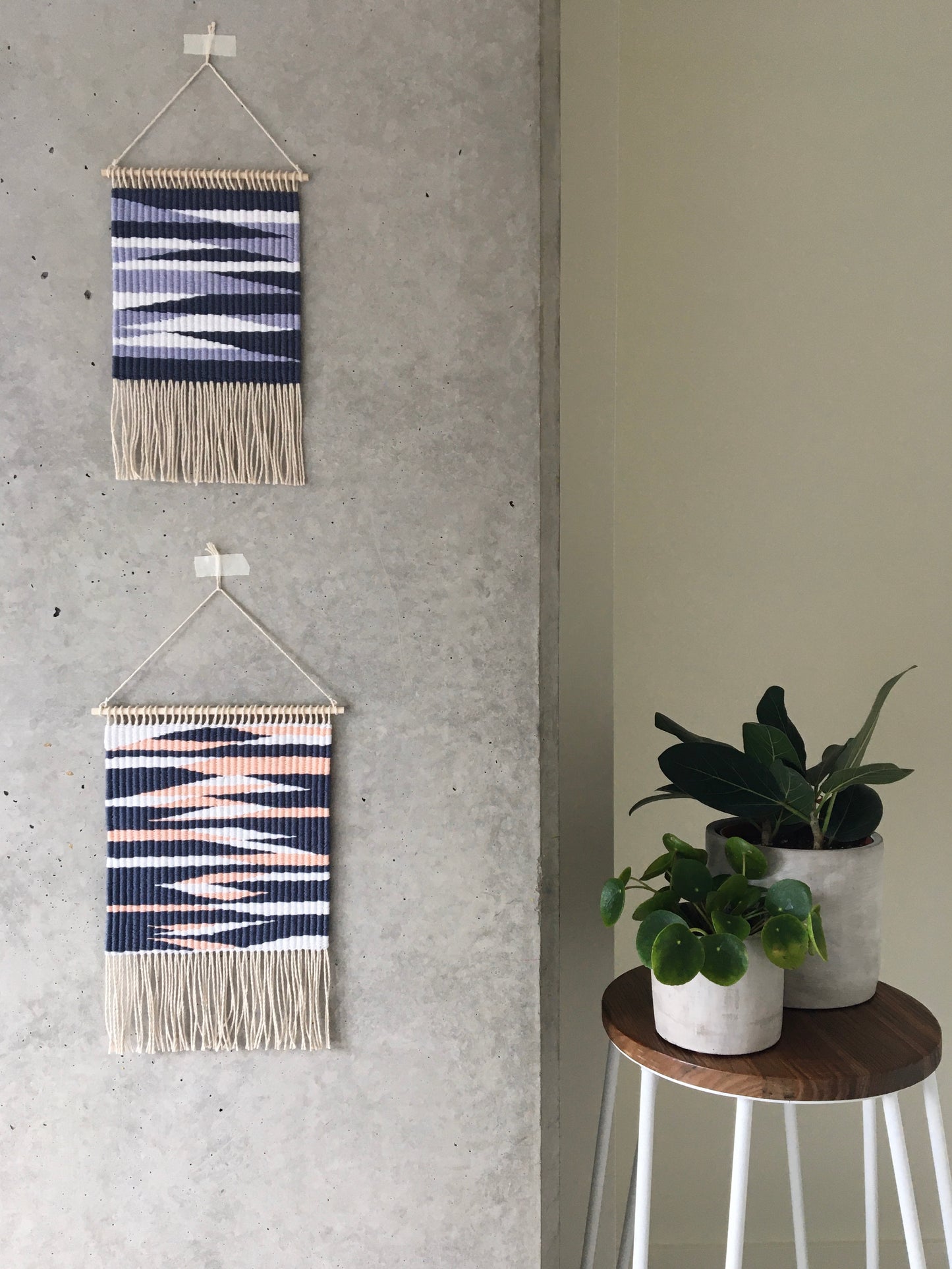 Wall-Hanging Tapestry - Blue ZigZag