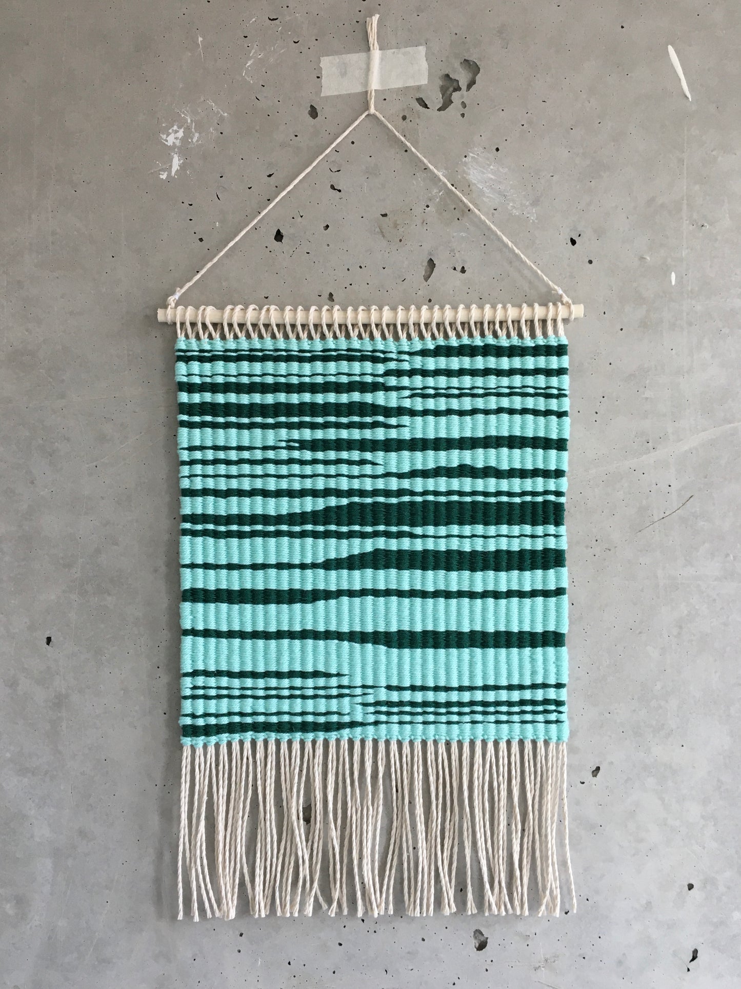 Wall-Hanging Tapestry - Green ZigZag